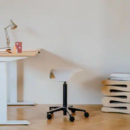 Front. Branch Furniture - Branch Saddle Chair ILOA – Rolling Ergonomic Stool for Healthy Posture with Birch Frame and Recycled Seat Fabric - Dove.