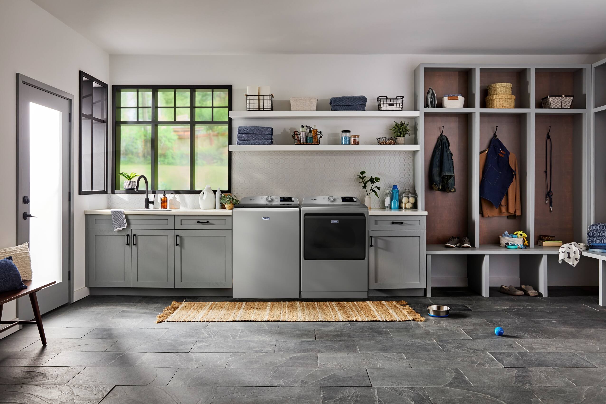 Alt View 9. Maytag - 5.2 Cu. Ft. Smart Top Load Washer with Extra Power and Sanitize Cycle with Oxi - Classic SIlver.