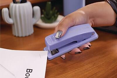 Alt View 4. Swingline - Cub Desktop Stapler, 20-Sheet Capacity - Periwinkle.