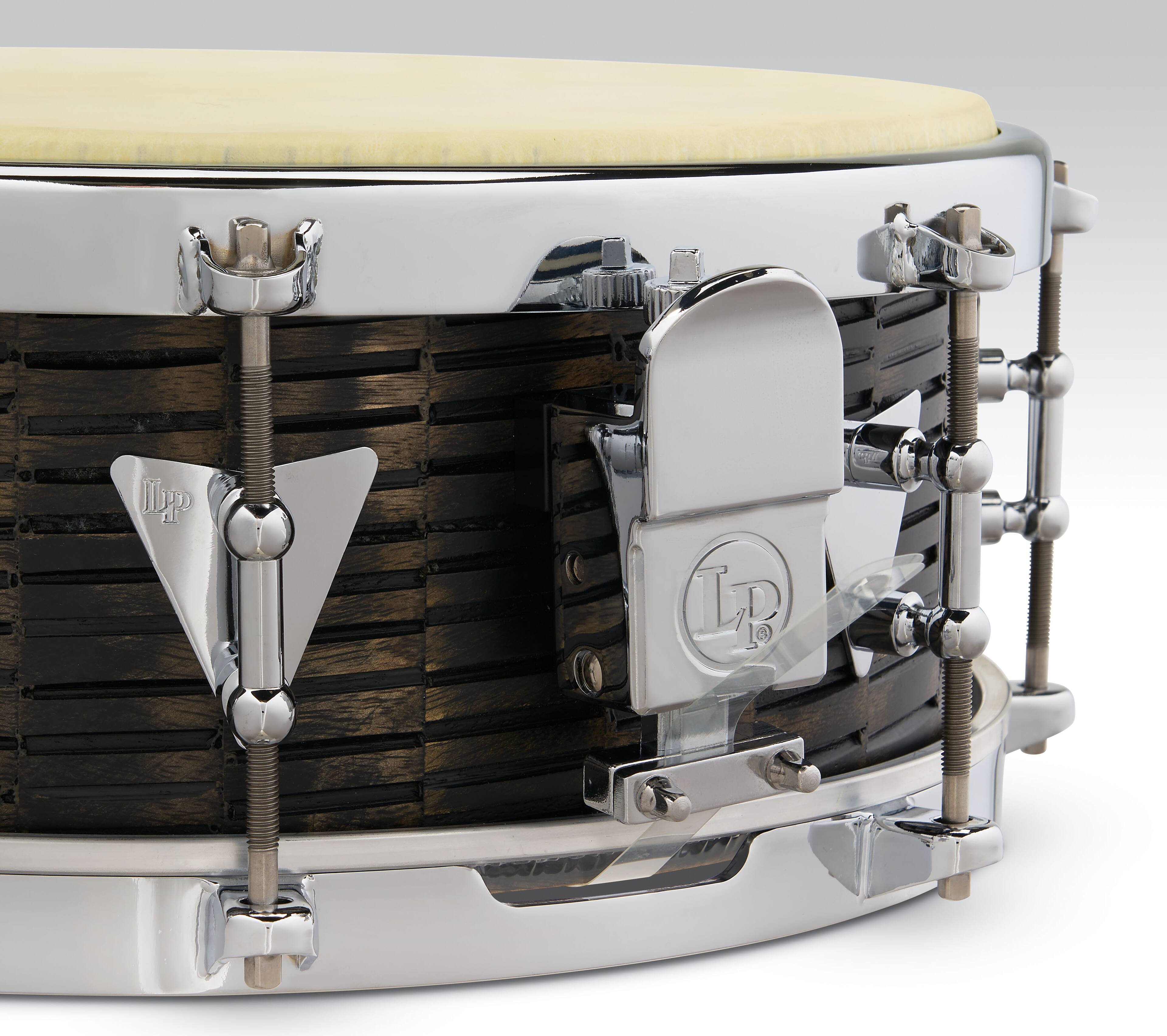 Angle. Latin Percussion - Pedrito Hand Snare Drum Mango, 5-1/2"x14".