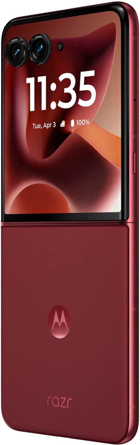 The time displayed on the phone is 11:35.