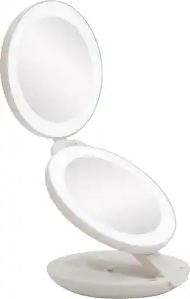 Angle. Zadro - Next Generation LED-Lighted Travel Mirrors - White.
