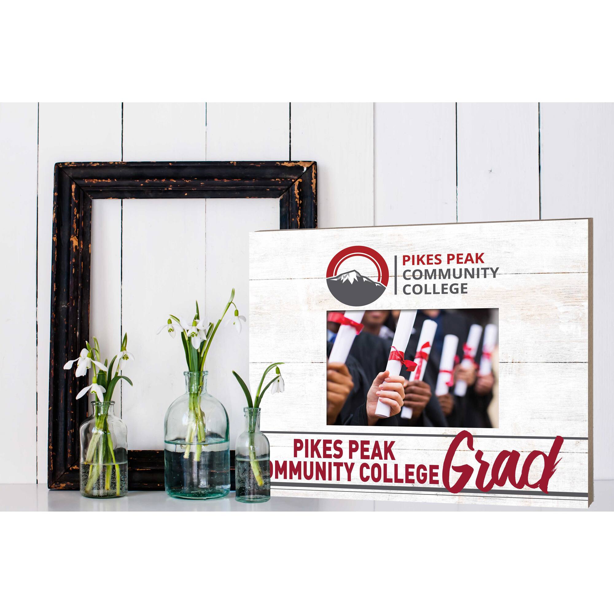 PIKES PEAK COMMUNITY COLLEGE  
PIKES PEAK COMMUNITY COLLEGE  
Grad