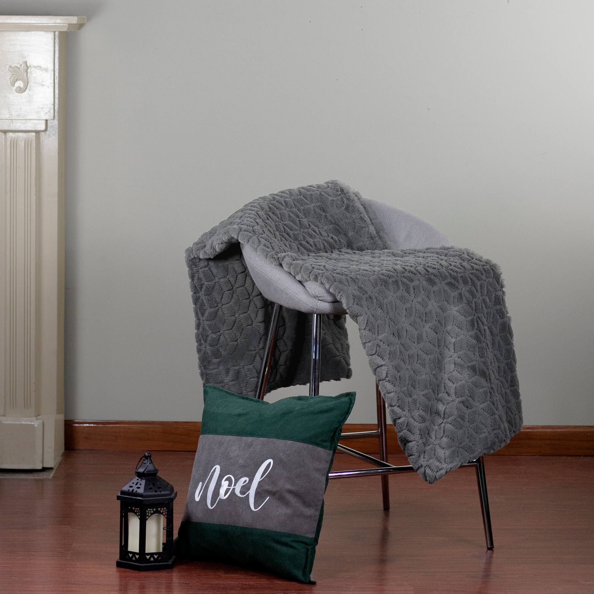 Alt View 1. Northlight - Dark Gray Ultra Plush Faux Fur Throw Blanket 55" x 63" - Gray.