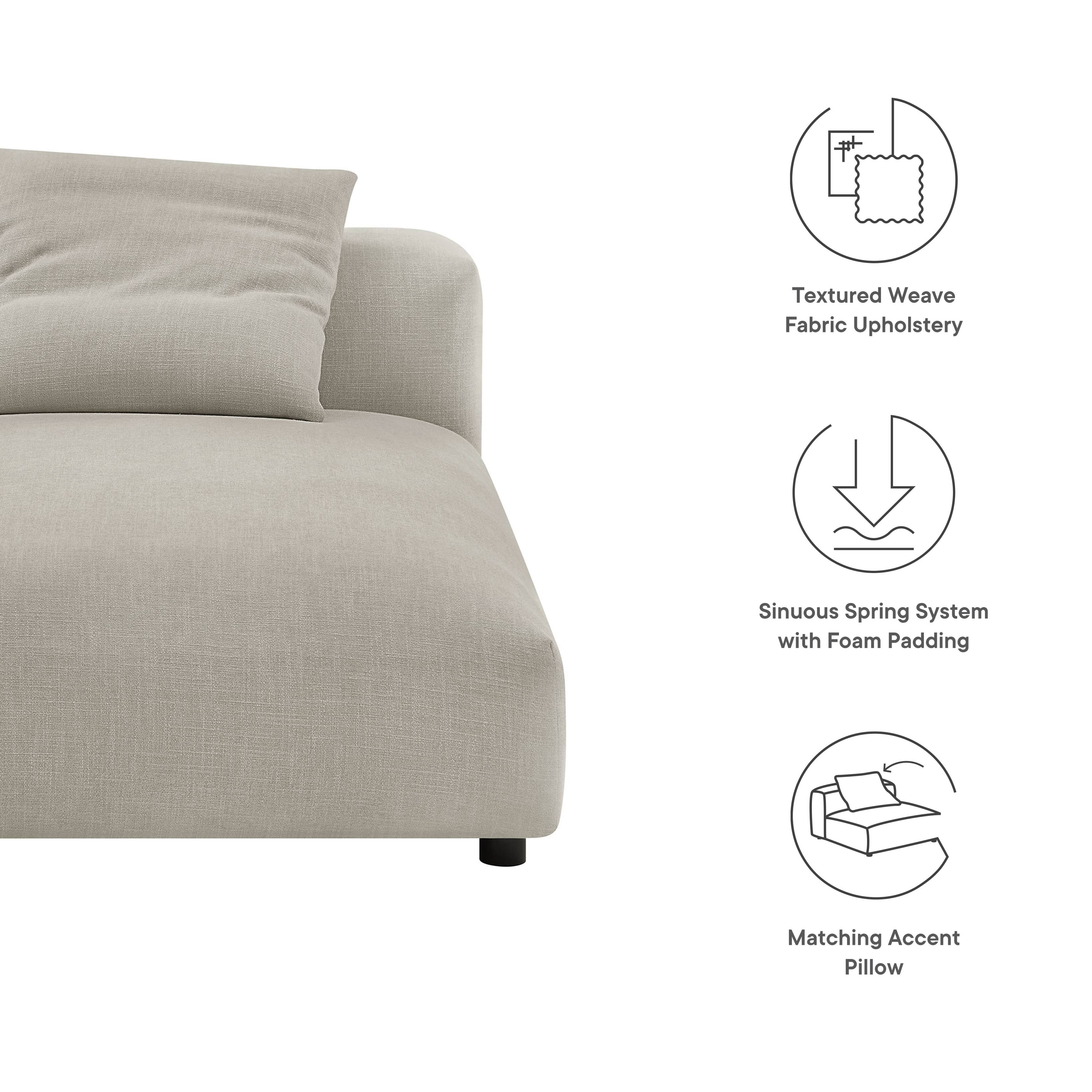 Textured Weave Fabric Upholstery  
Sinuous Spring System with Foam Padding  
Matching Accent Pillow