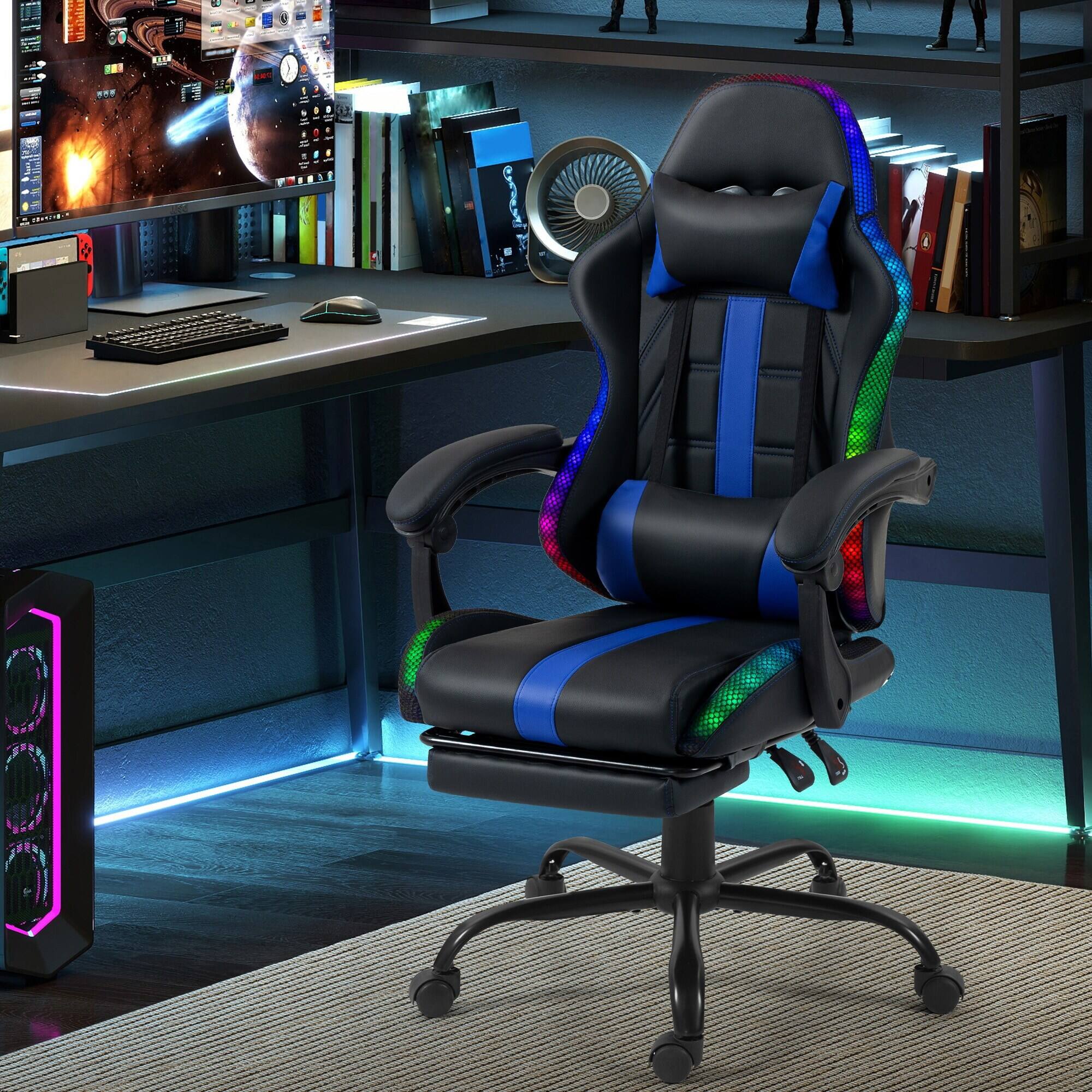 The text in the image appears to be a mix of letters and numbers, possibly from a game or software interface. Here is the corrected and grouped text:

- alvkias
- dt
- E.
- jm D

It seems like these might be usernames, codes, or identifiers from a game or application.