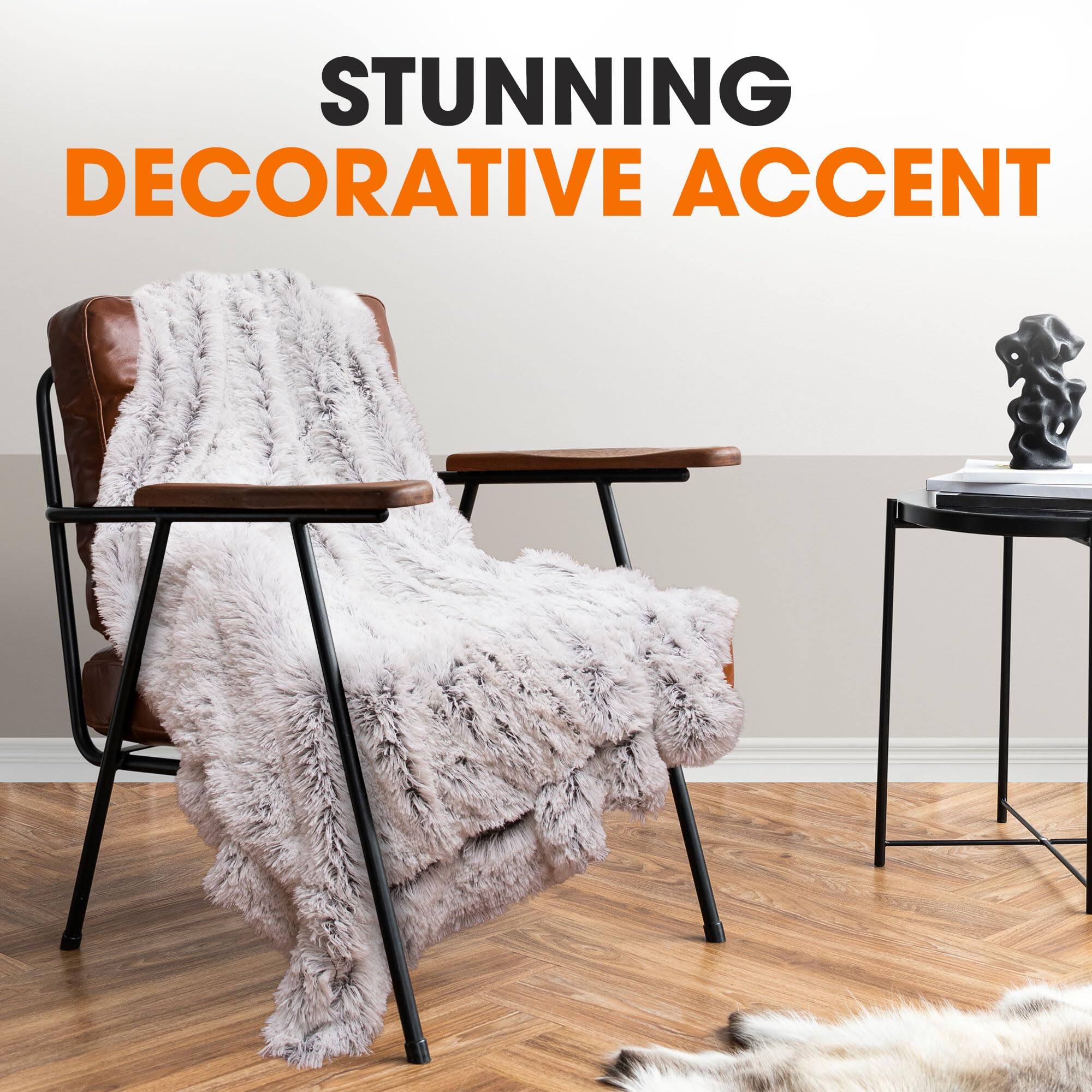 STUNNING DECORATIVE ACCENT