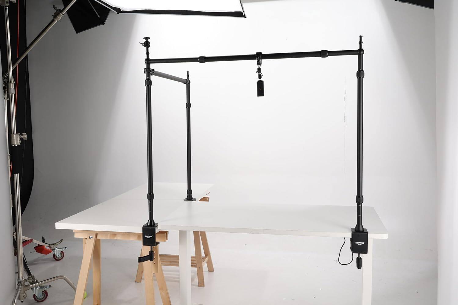 Angle. Neewer - Overhead Camera Mount Rig with Dual Ball Head & Clamps, NK003 - Black.