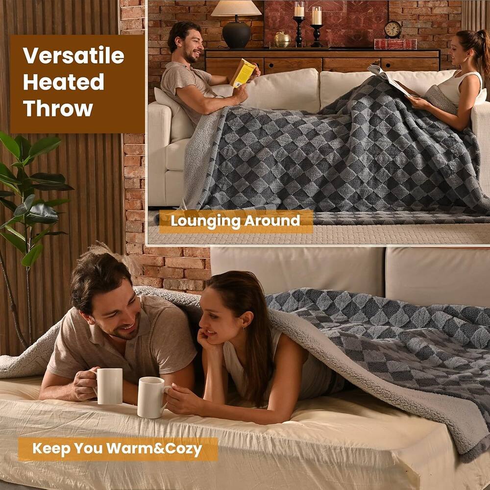 Versatile Heated Throw

Lounging Around

Keep You Warm & Cozy