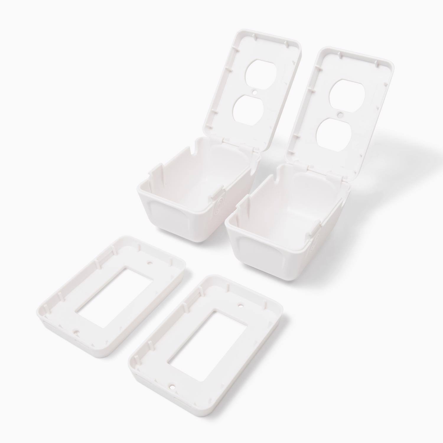 Front. Regalos Siglo XXI - Regalo White Plastic Outlet Cover 2 pk.