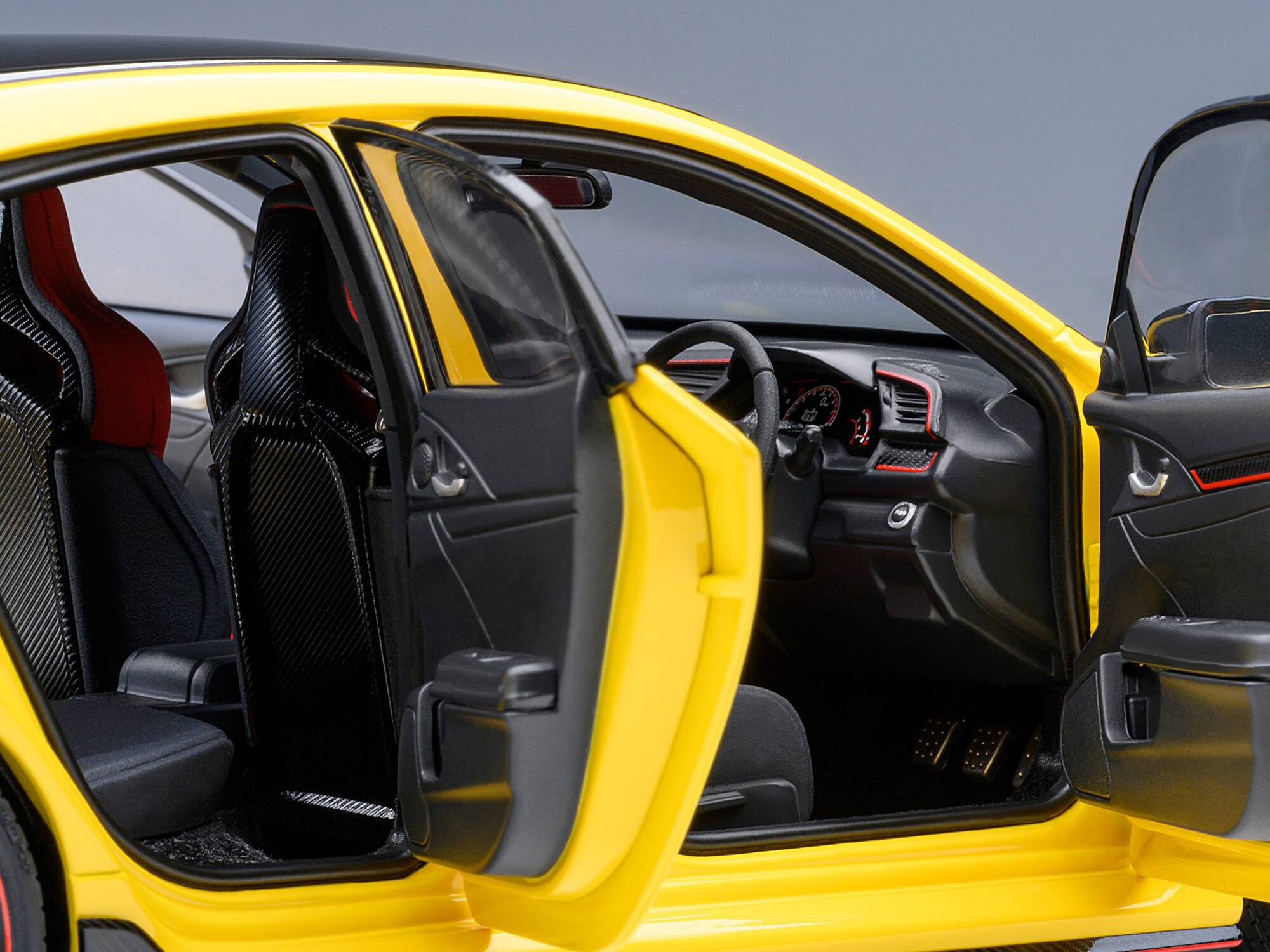 Alt View 3. Autoart - 2021 Honda Civic Type R (FK8) RHD (Right Hand Drive) Sunlight Yellow Limited Edition 1/18 Model Car by Autoart.