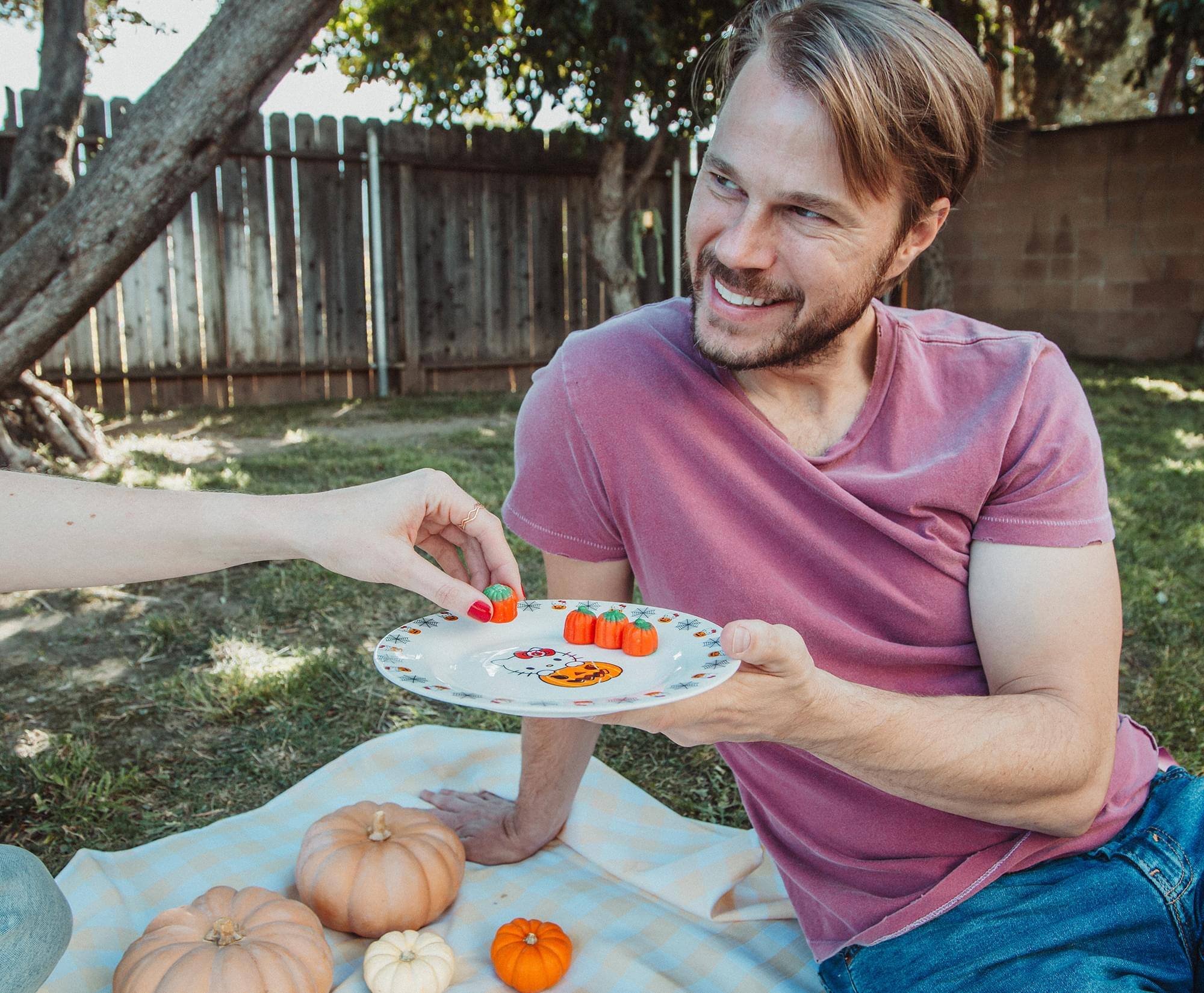 Alt View 5. Silver Buffalo - Sanrio Hello Kitty Pumpkin Boo 8-Inch Ceramic Dinner Plate - Orange.