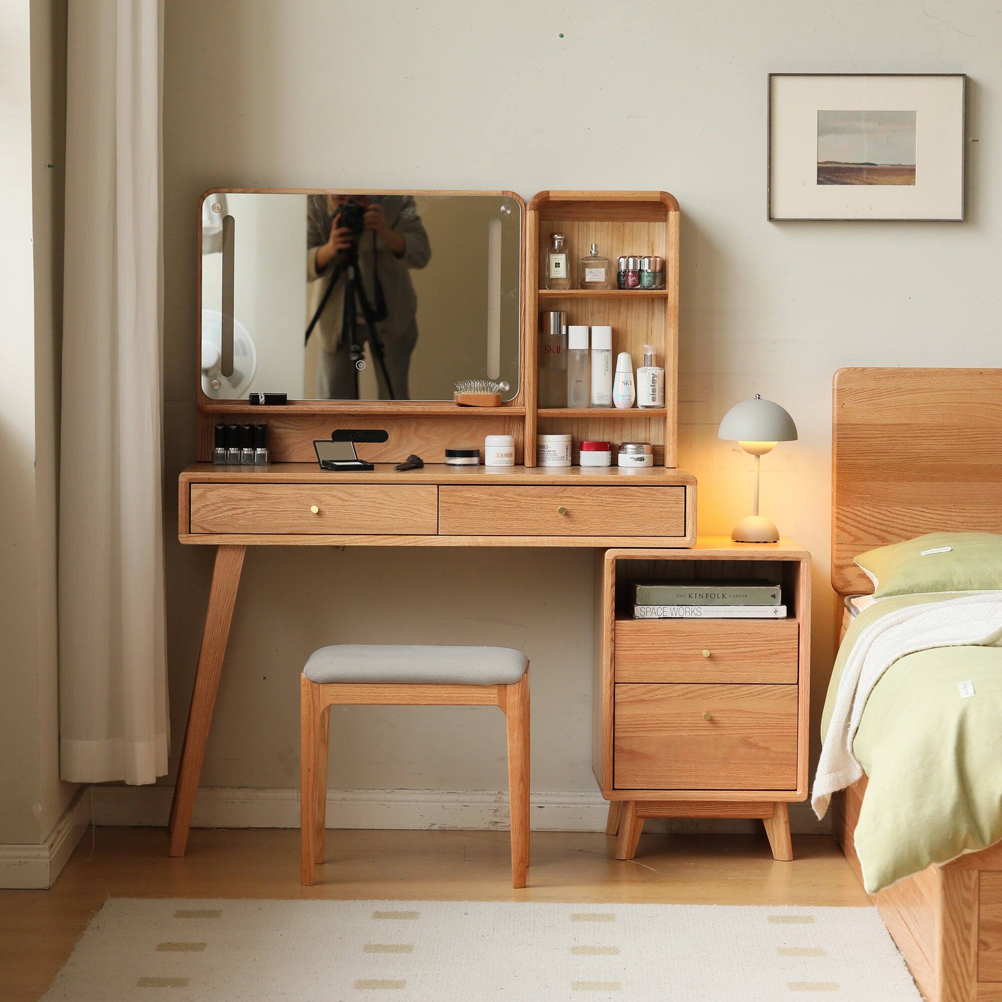 S - -. ILLINOIS  SPACES M RKS +