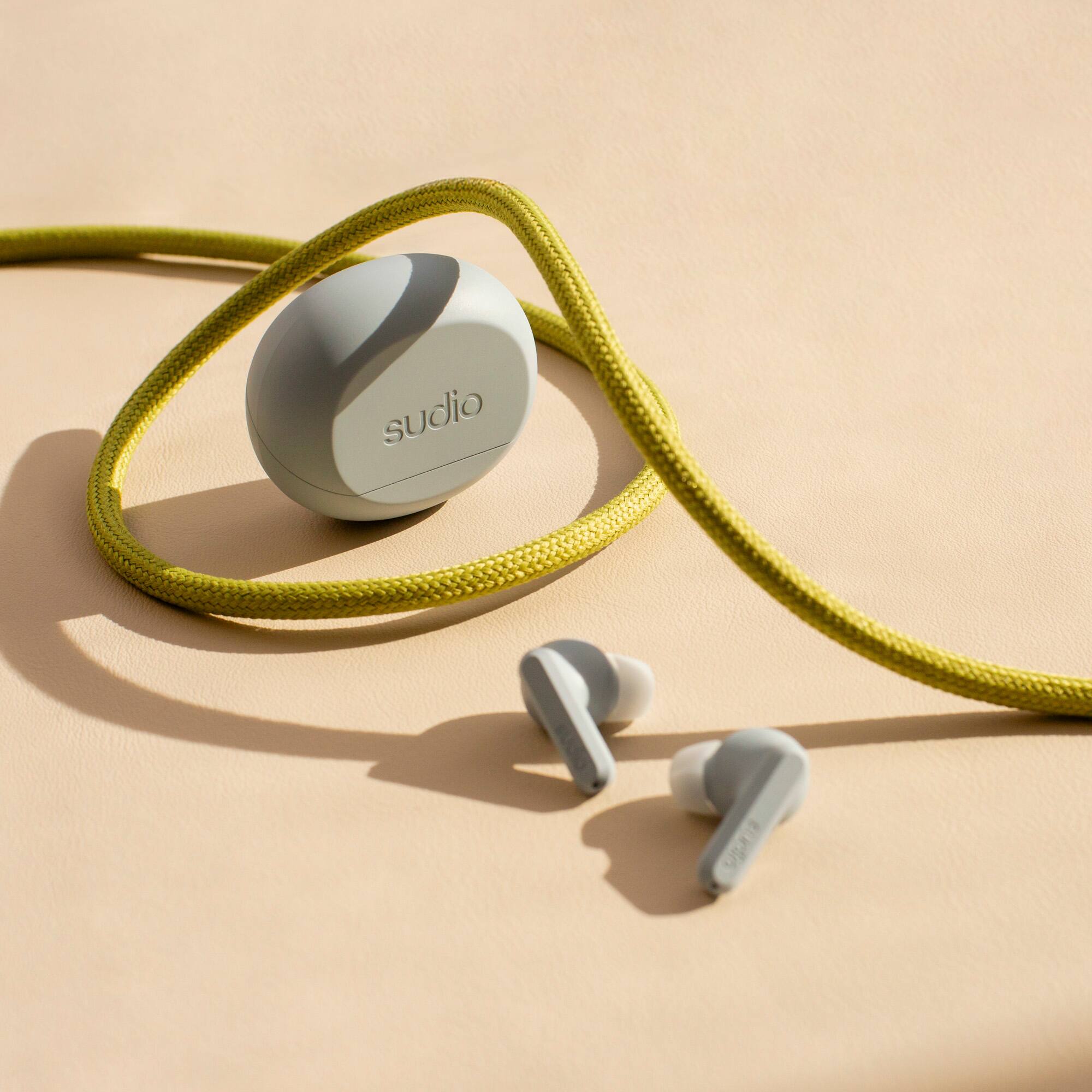 Alt View 3. Sudio - Sudio A3 Pro Blue - Blue.