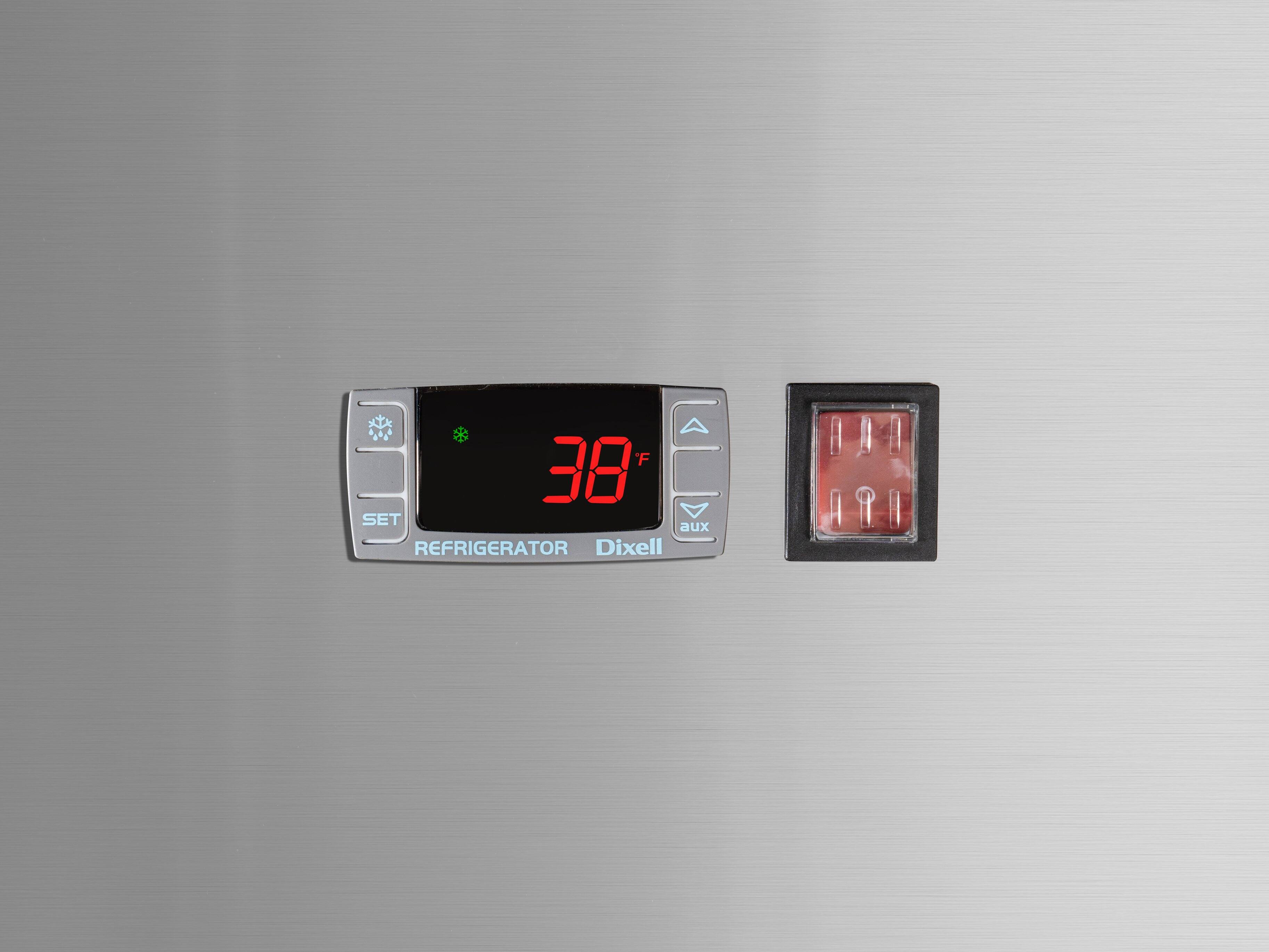 F 38 SET aux REFRIGERATOR Dixell BAA AT