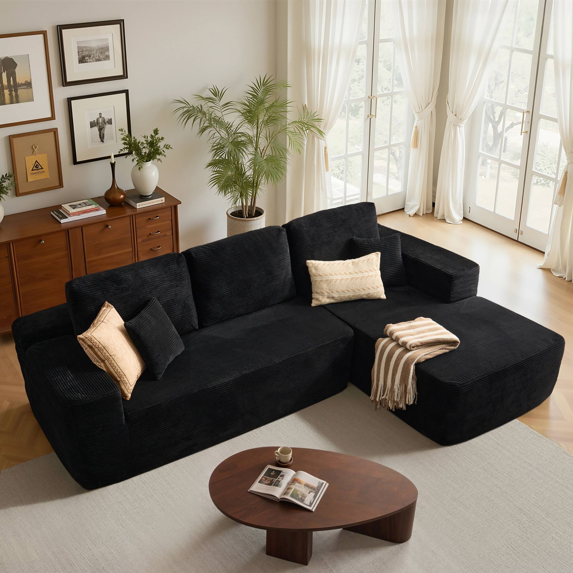 Black(Corduroy, Right Facing)