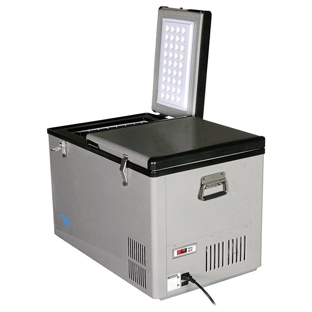 Front. Whynter - 2.4 Cu. Ft. Mini Fridge - Gray.