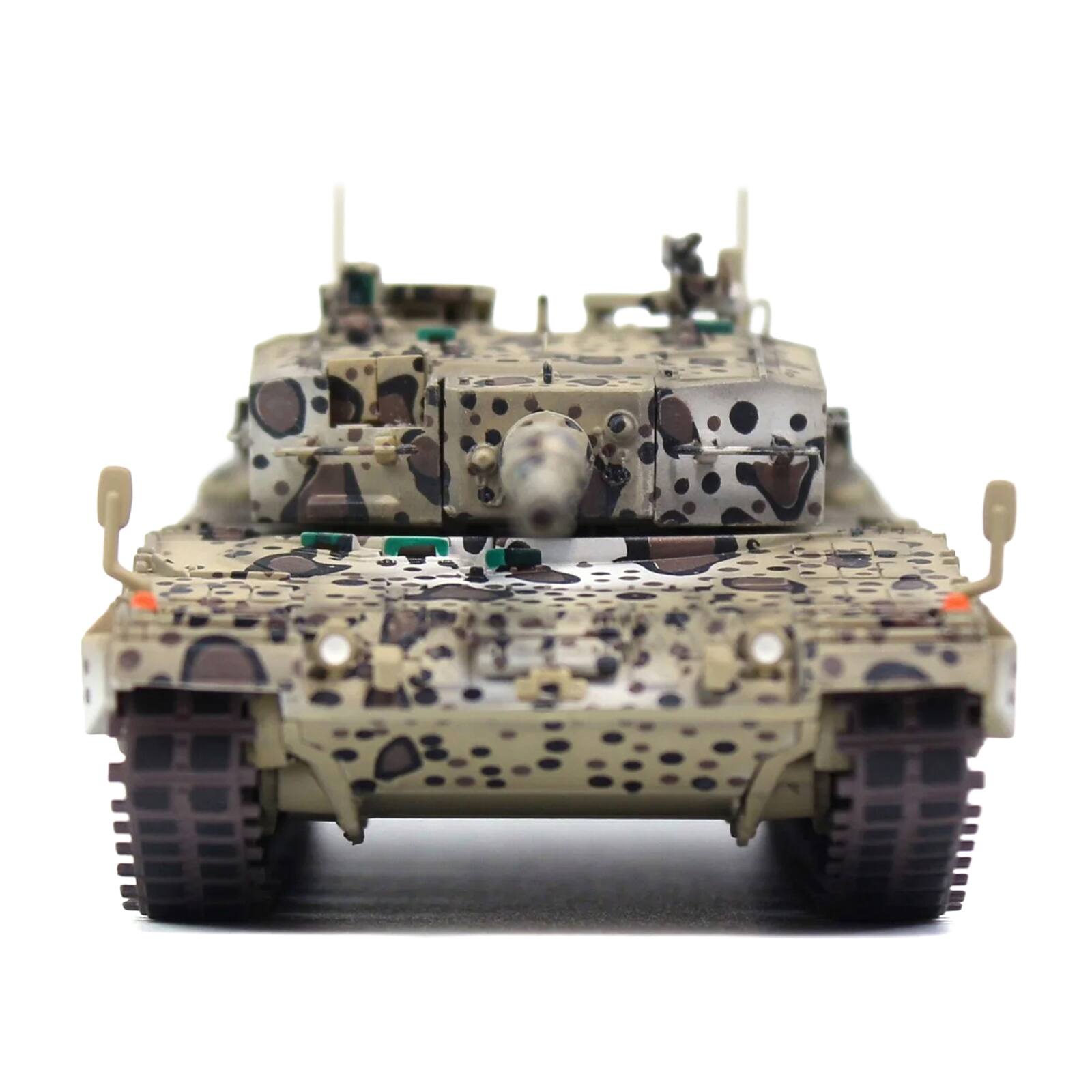 Alt View 3. Panzerkampf - Leopard 2A4 Main Battle Tank "Jaguar Scheme" Austrian Army "Armor Premium" Series 1/72 Diecast Model by Panzerkampf.