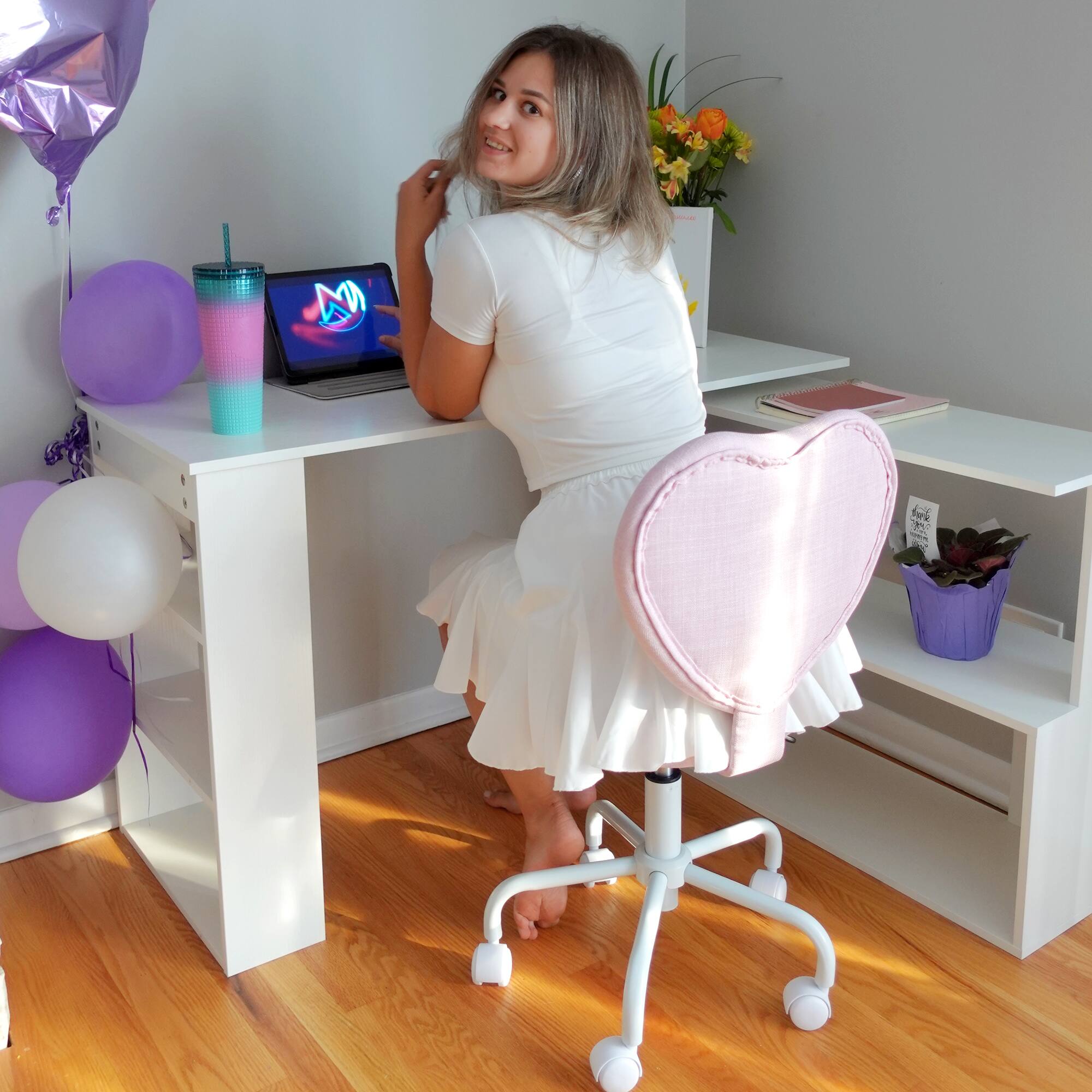 Alt View 8. Homcom - Armless Home Office Desk Chair, Modern Fabric Makeup Vanity Chair with Heart Shape, Swivel Wheels - Pink.