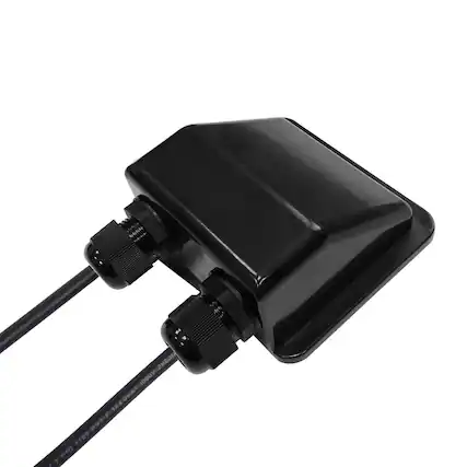 The text on the image reads: "9 [8919.5 ZHEJI 1000V Omma 1X4 PV1-F 1189 DIO 2". This text is likely a product description or information about the black box, which could be a power supply or a device with specific features.