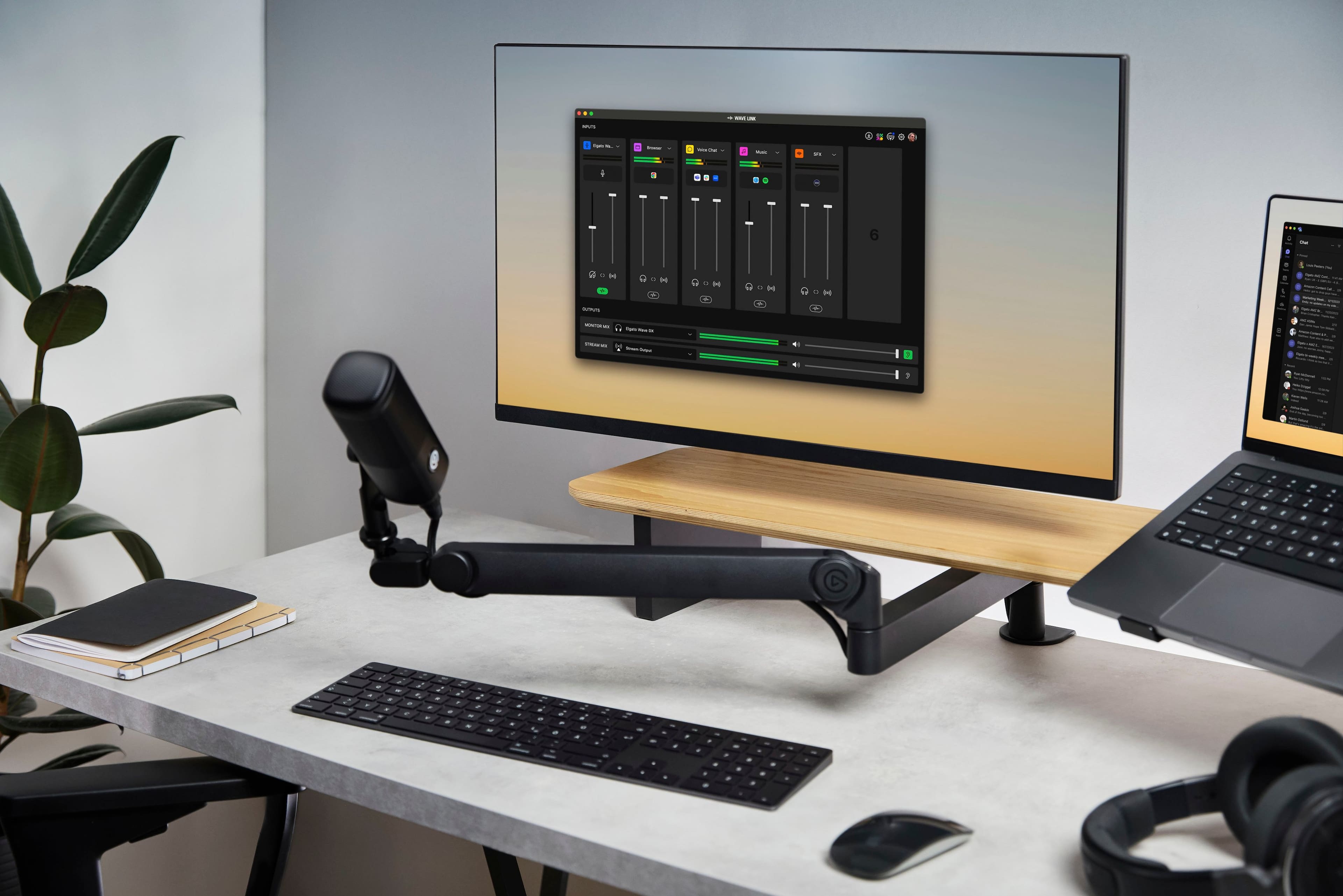 Alt View Zoom 24. Elgato - Wave Mic Arm Pro.