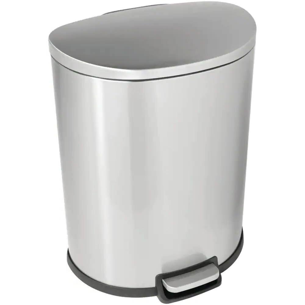 Angle. Hivvago - 13-Gallon Step-on Stainless Steel Kitchen Trash Can with Removable Bucket Liner - Silver.