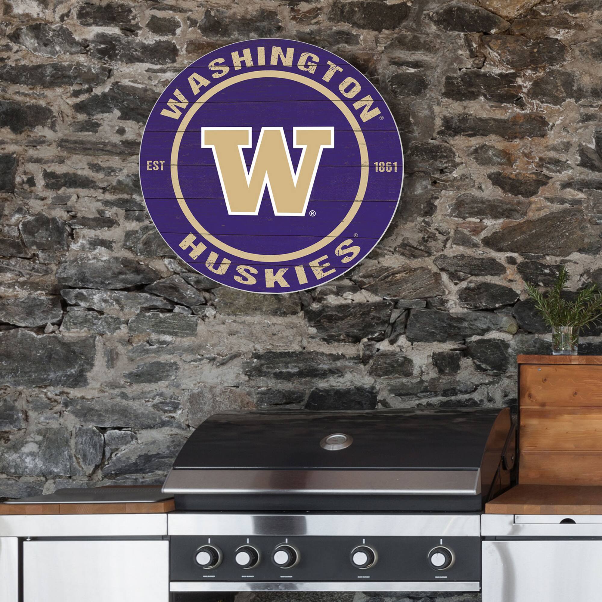 WASHINGTON  
EST 1861  
HUSKIES