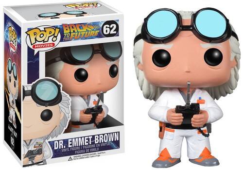 Sure, here is the corrected and grouped text from the image:

---

**POP! MOVIES**

**62**

**BACK TO THE FUTURE**

**DR. EMMET-BROWN**

**VINYL FIGURE**

**FIGURINE EN VINYLE**

**FIGURA DE VINILO**

---

This text is from the packaging of the Funko Pop! vinyl figure of Dr. Emmet Brown from "Back to the Future."