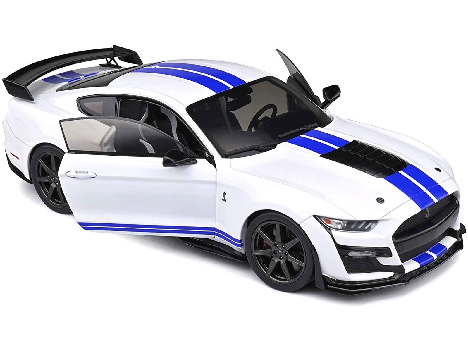 Angle. Maisto - 2020 Ford Mustang Shelby GT500 White with Blue Stripes "Special Edition" 1/18 Diecast Model Car by Maisto - White with Blue.