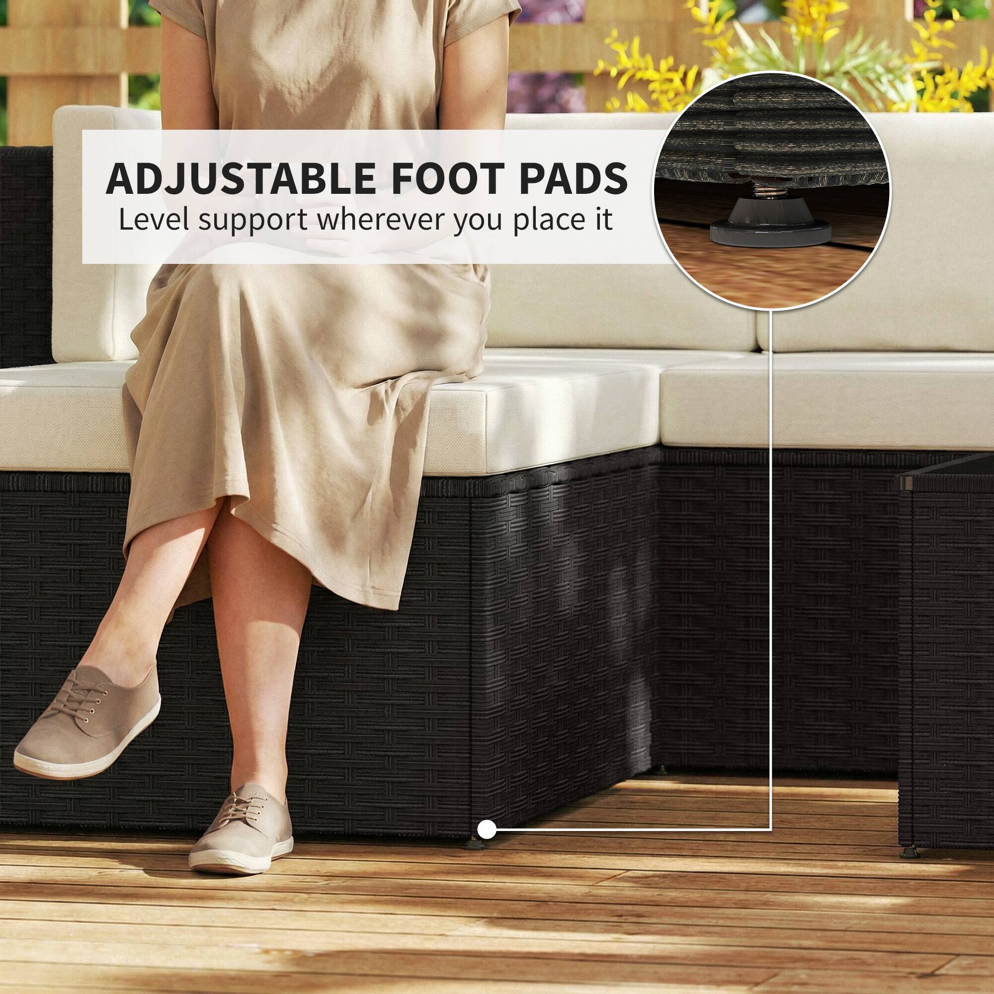 ADJUSTABLE FOOT PADS  
Level support wherever you place it