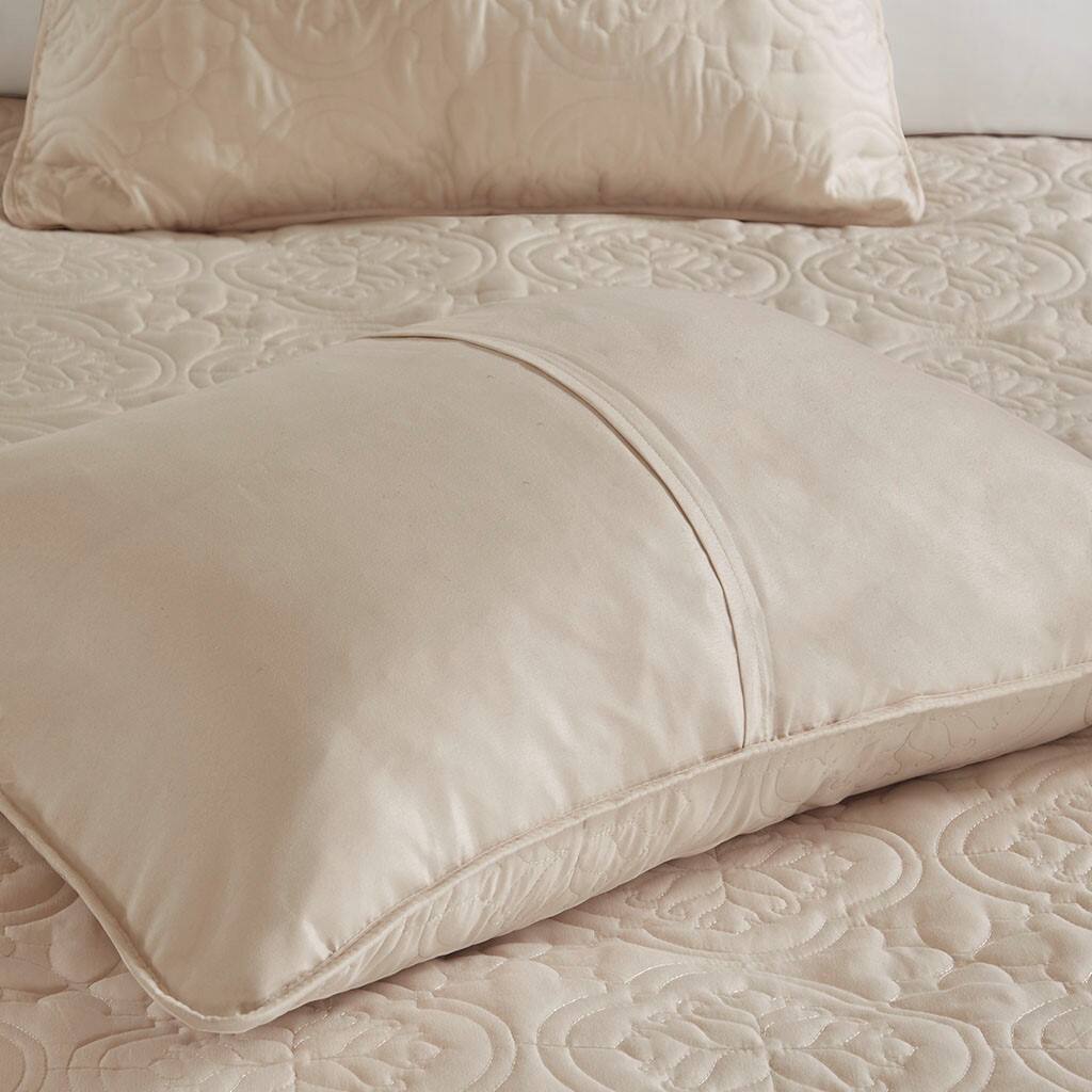 Alt View 2. Gracie Mills - Gracie Mills McCormick 3 Piece Reversible Bedspread Set - Khaki.