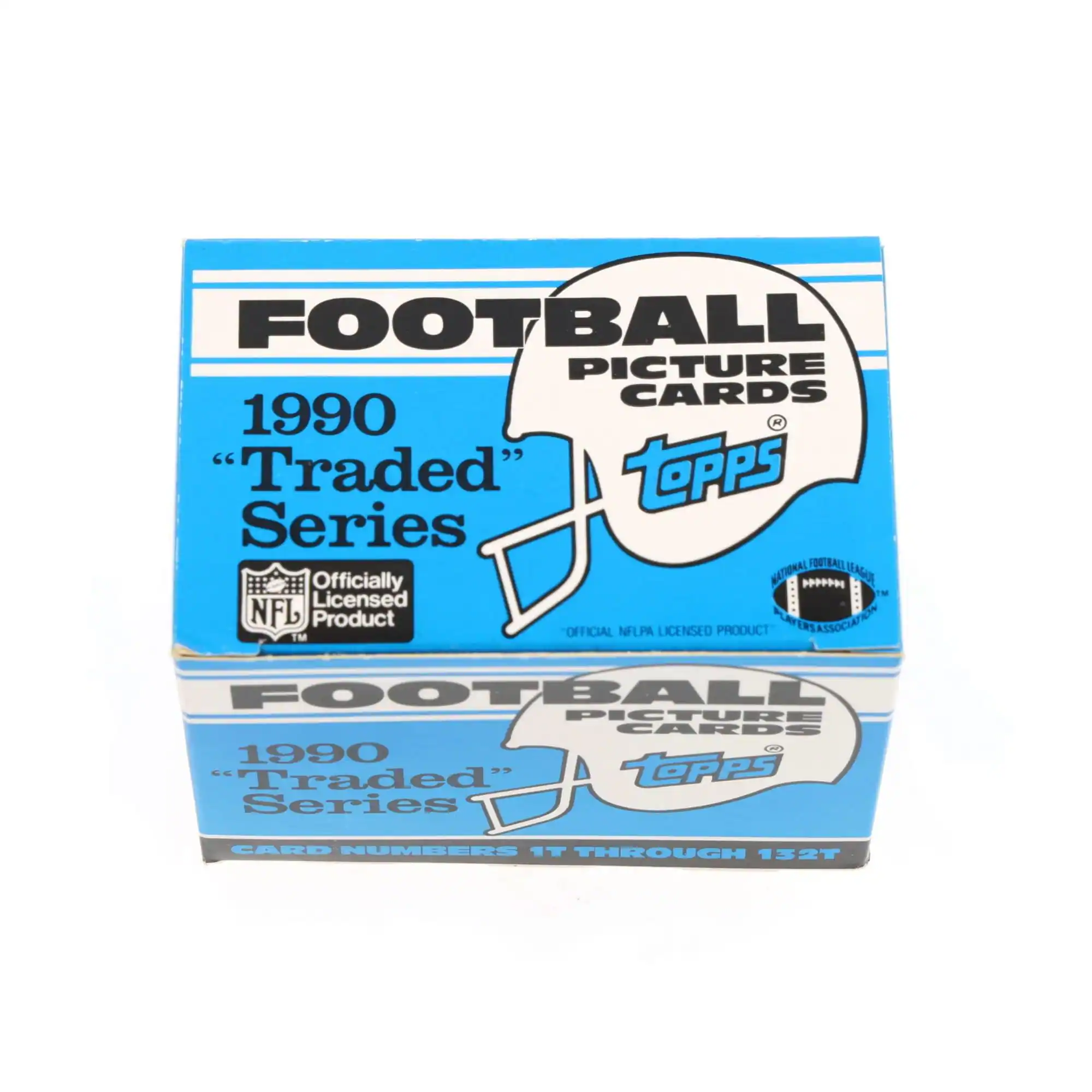 FOOTBALL PICTURE CARDS  
1990 "Traded" Series  
Officially Licensed NFL Product  
OFFICIAL NFLPA LICENSED PRODUCT  
FOOTBALL PICTURE CARDS  
1990 "Traded" Series  
CARD NUMBERS 1T THROUGH 132T