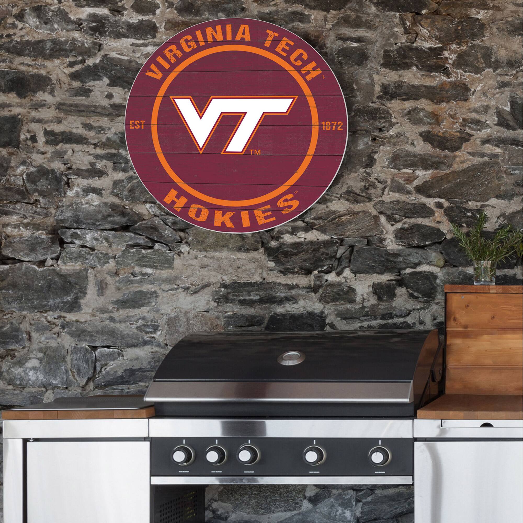 VIRGINIA TECH  
EST 1872  
VT  
HOKIES