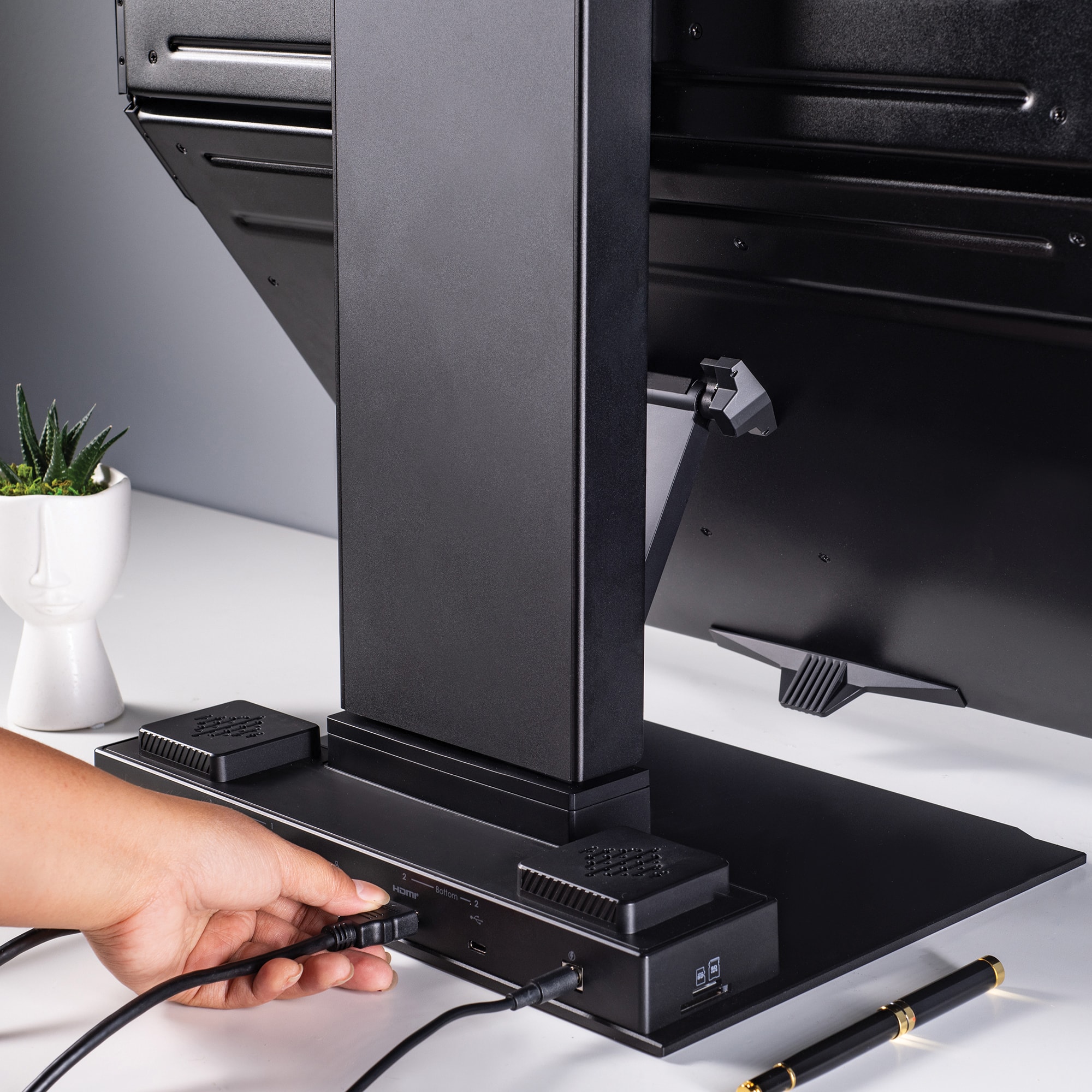 Alt View 14. Mobile Pixels - Geminos T FHD 24" LCD Monitor - Black.