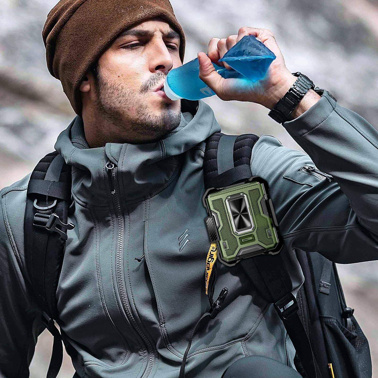 The text on the image is:

"O 00 4 girl esmpgirl"