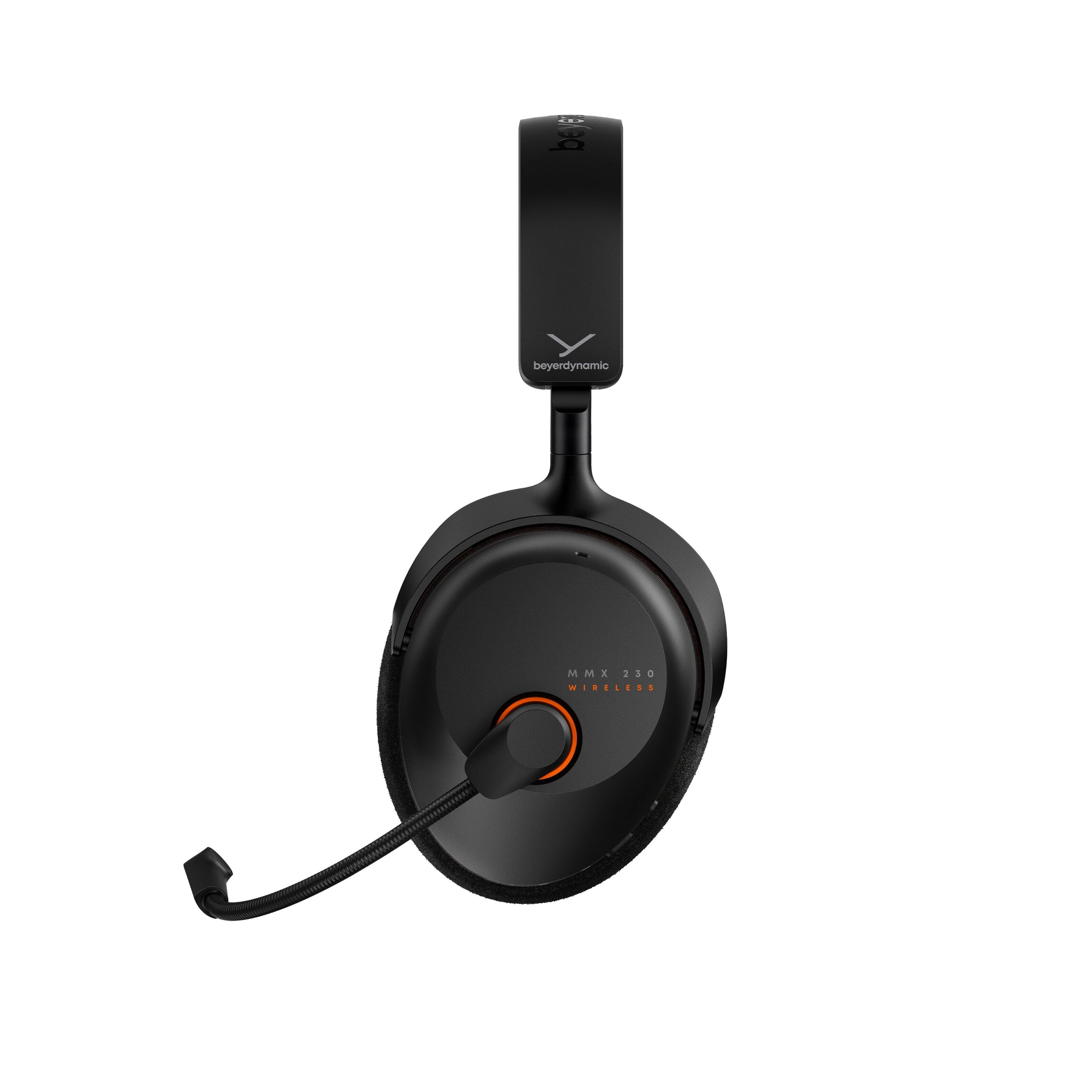 - b beyerdynamic MMX 230 WIRELESS