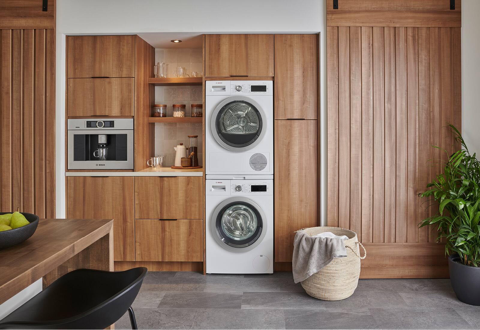 Alt View 19. Bosch - 500 Series 4 Cu. Ft. Stackable Smart Electric Dryer with Self-Cleaning Condenser - White.