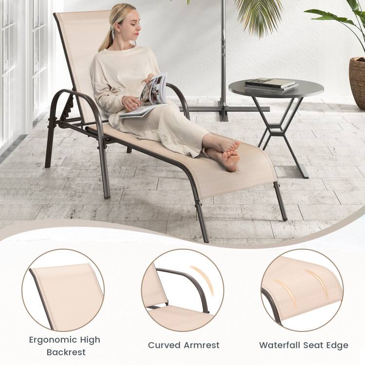 Ergonomic High Backrest  
Curved Armrest  
Waterfall Seat Edge