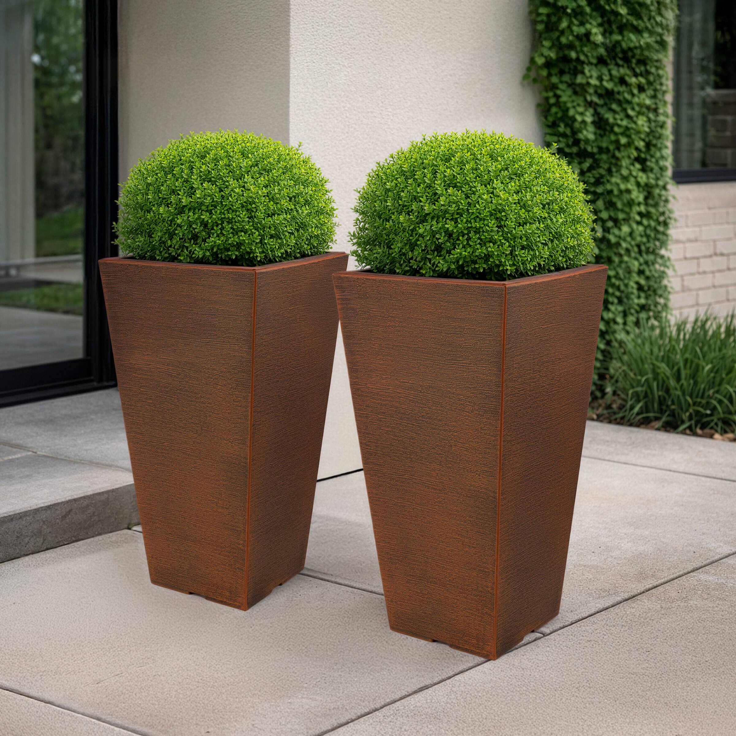 Alt View 6. Pure Garden - 2-Pack Large Outdoor Planters 22.4-Inch Tall Planters Plastic Flower Pots for Patio, Entryway, or Front Porch Decor.