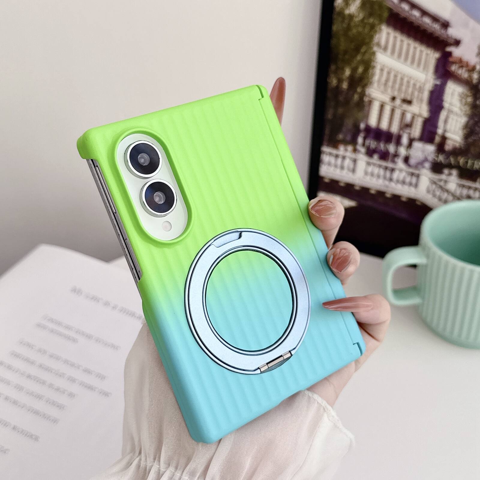 Green/Blue