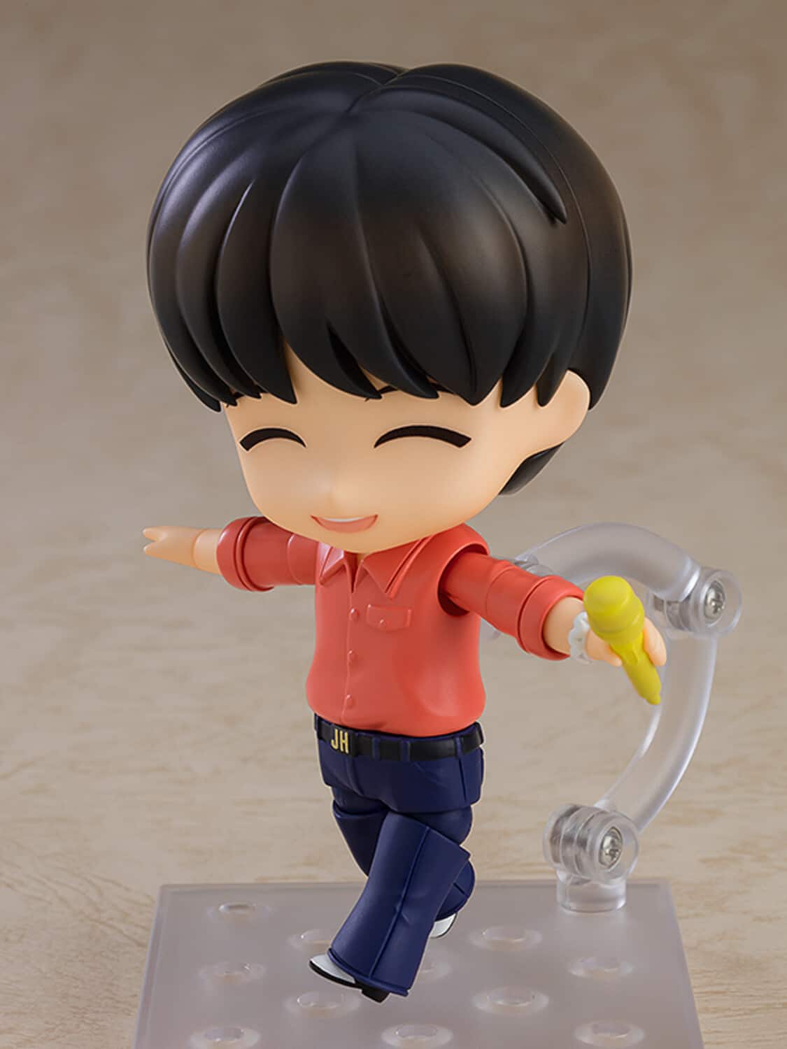 【BTS】フィギュア BTSのキャラクター TinyTANがバンダイのフィギュア × ぬいぐるみ