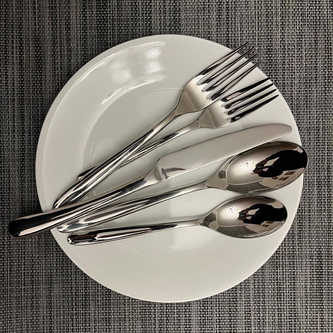 Alt View 1. Dazzed Corner - 20 Piece Premium Silverware Set for 4, Heavy Duty Stainless Steel Flatware Set, Mirror Polished Cutlery Set - Silver.