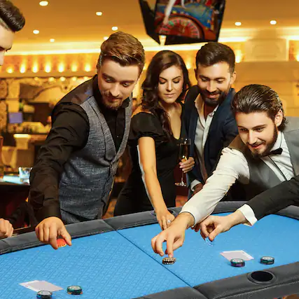 Front. U-HOMY - Foldable 72" Oval Poker Table for 8 Players with Cup Holders and Casino-Grade Felt Surface.