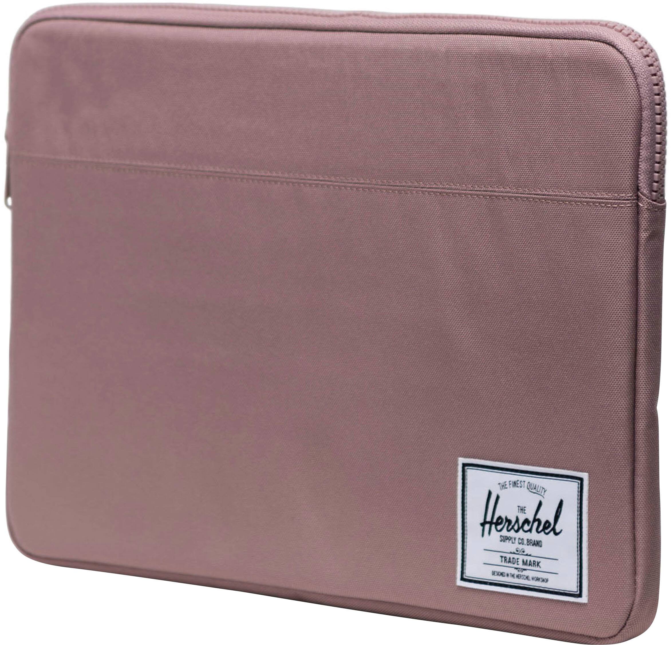 The finest quality from The Herichel Supply Co. brand.