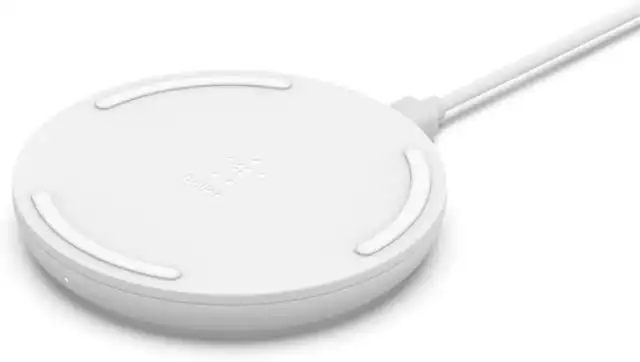 Front. Belkin - Wireless Charging Pad 15W - BOOST↑CHARGE Qi Charger for Apple iPhone, AirPods, Power Supply and Cable Included - White.