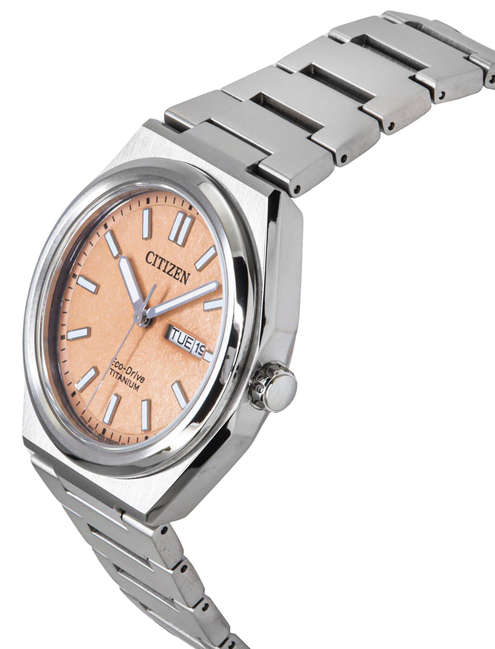 CITIZEN  
TUE 19  
TITANIUM  
Eco-Drive