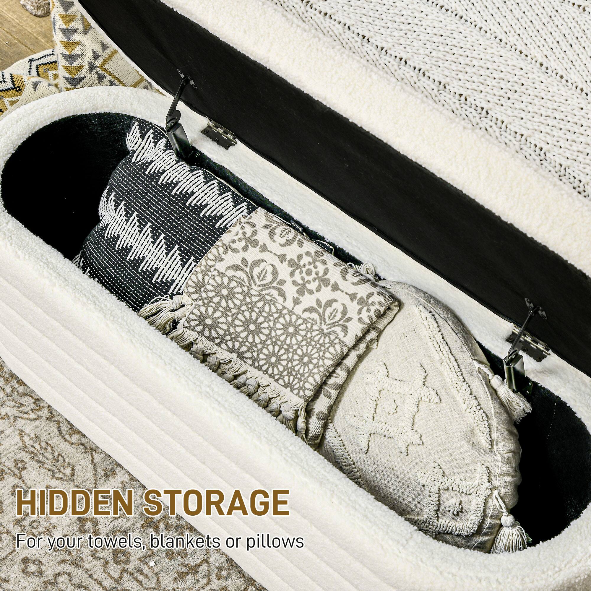 HIDDEN STORAGE  
For your towels, blankets or pillows
