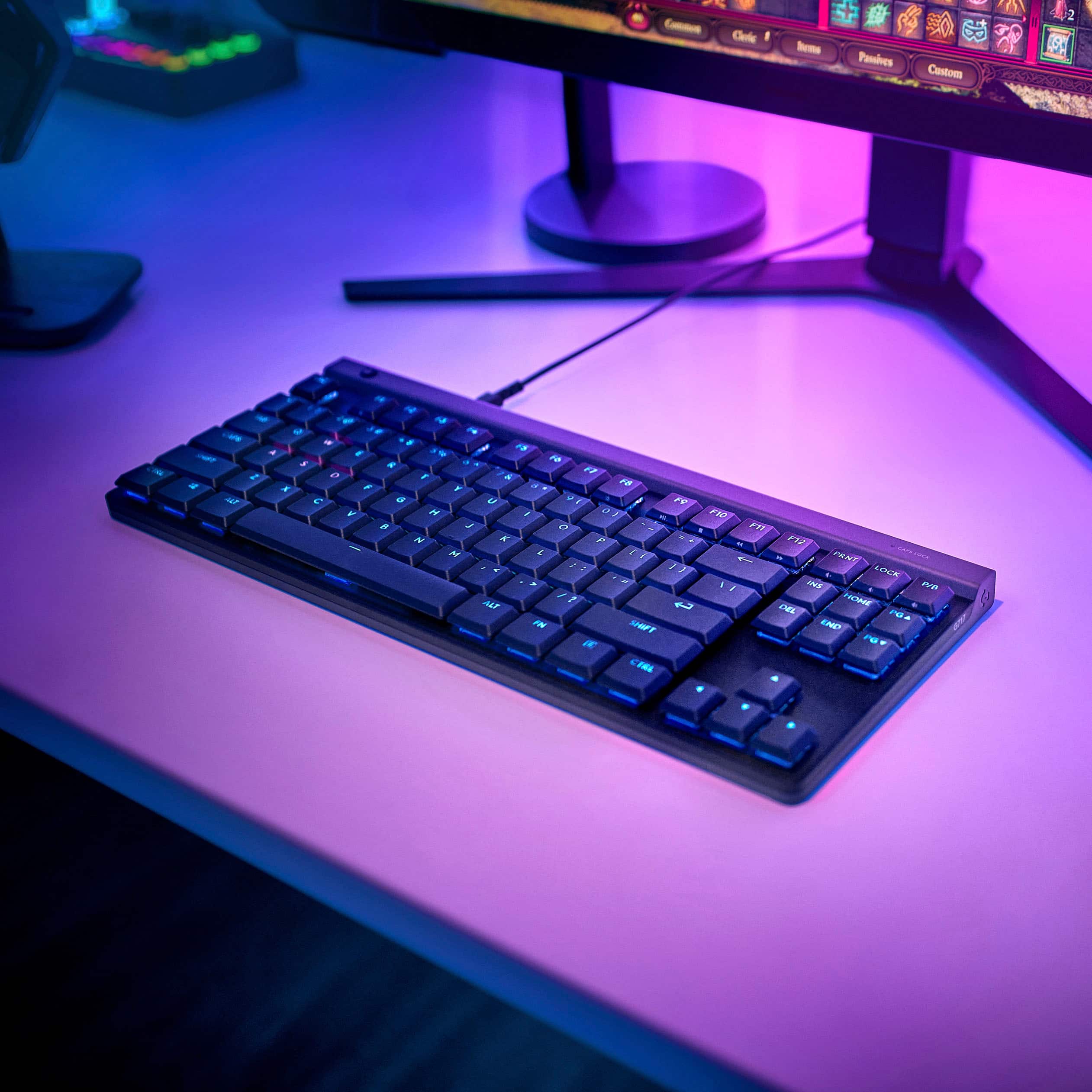 The text on the image reads: "Corfic bems Pamines Custom USA a - 4 - - . - . . , e . N . a e 18 I F 6 f F a F x K of c . - R F N / a FX0 - A J e FI + M g J - F12 M L / 1 - PENT , / 1 . 2 2 LOCK . . - . ANU e I Th 1 t nAur Caa nA IN EFT ENE I - CI."