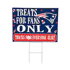 TREATS FOR FANS ONLY
TRICKS FOR EVERYONE ELSE!