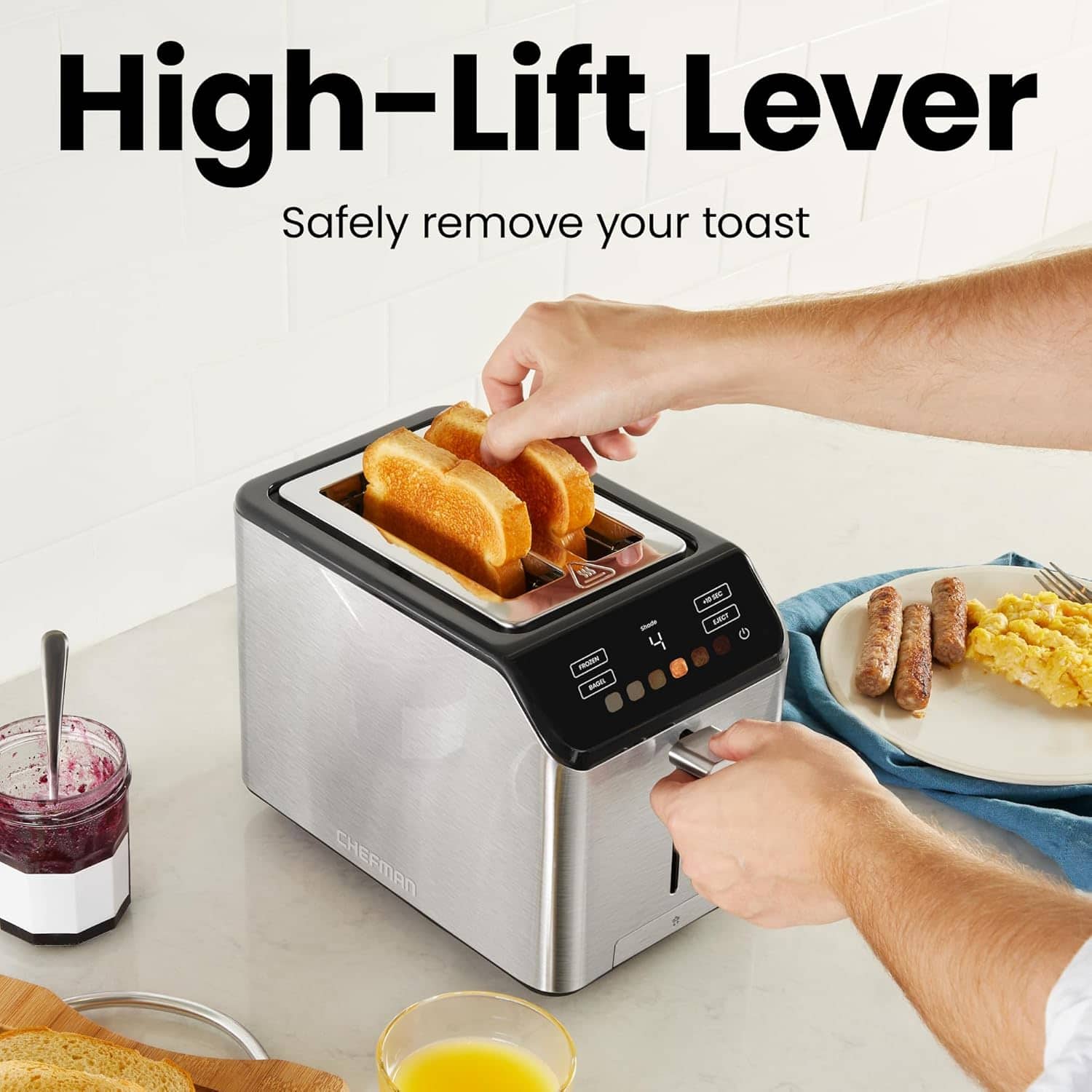 High-Lift Lever
Safely remove your toast